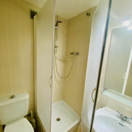 Albatros 13-h Apartment